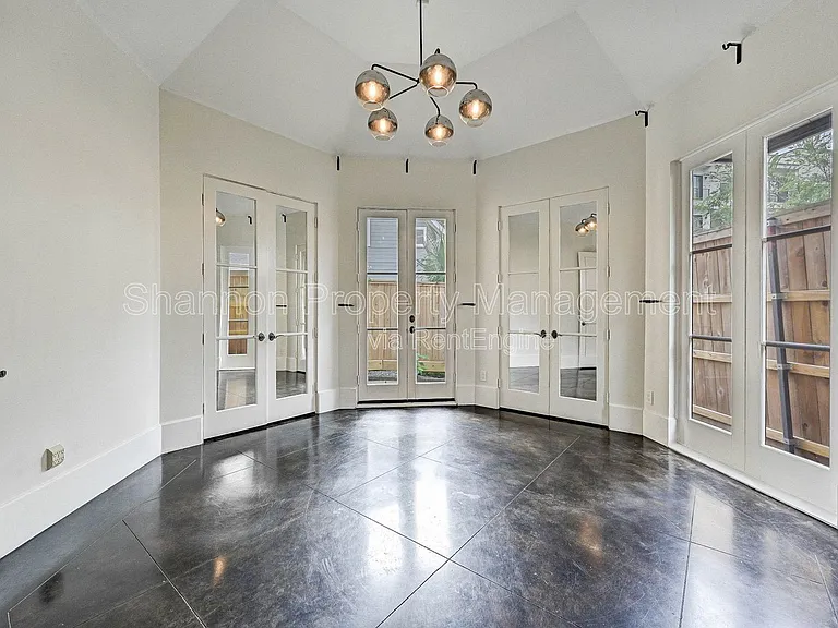 3128 Alabama Ct — Photo 17