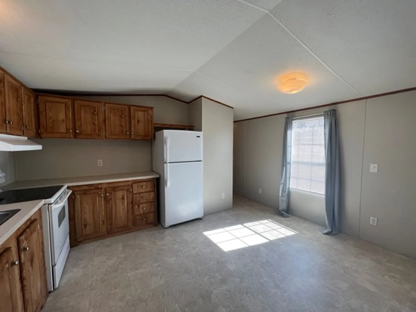 Ready to make this your new home? — Photo 4