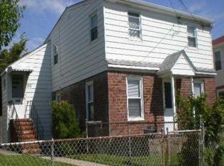 110 Waterford Rd, Island Park, NY 11558