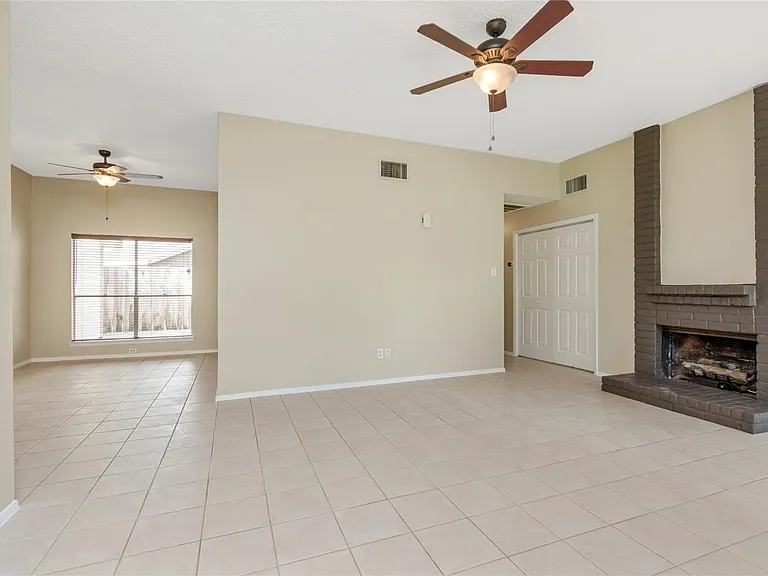 6903 Foxmont Ln — Photo 14