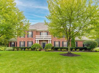 1031 Newcastle Dr, Lake Forest, IL