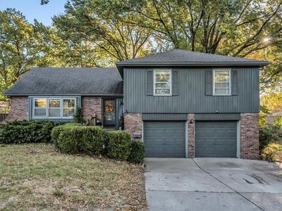 9815 Mission Rd, Overland Park, KS, 66206