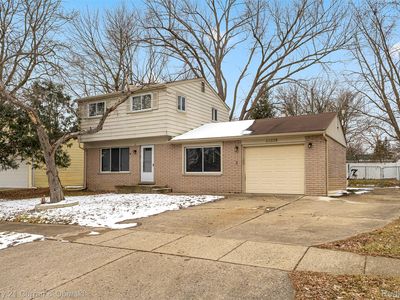 23225 Albion Ave, Farmington Hills, MI, 48336