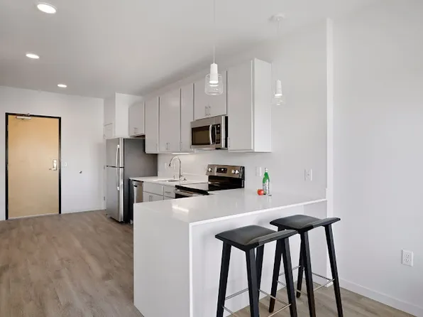 LH44, 2618 W 44th St #2B-2Ba-1084Sqft, Minneapolis, MN 55410