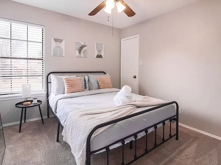 8319 Glen Canyon Dr — Photo 10