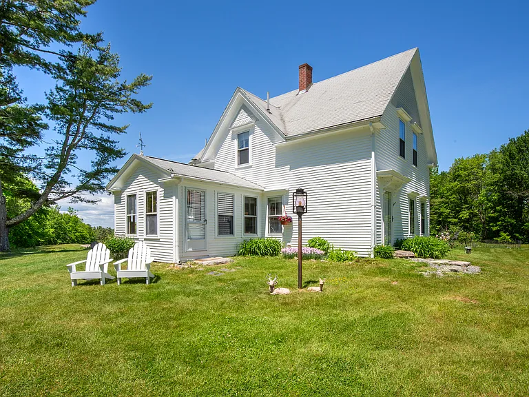 244 Nobleboro Rd — Photo 2