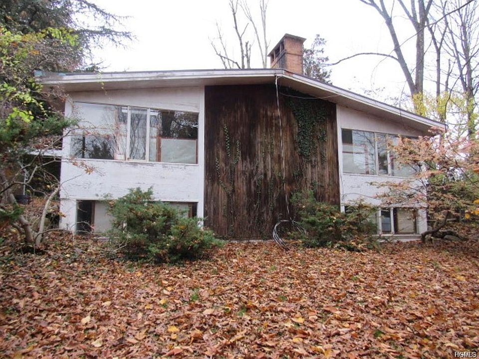 1st image of 5 Cedar Ave