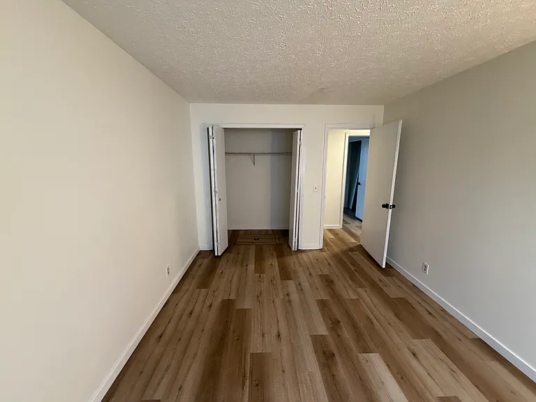 601-603 N Poplar St #601 — Photo 10