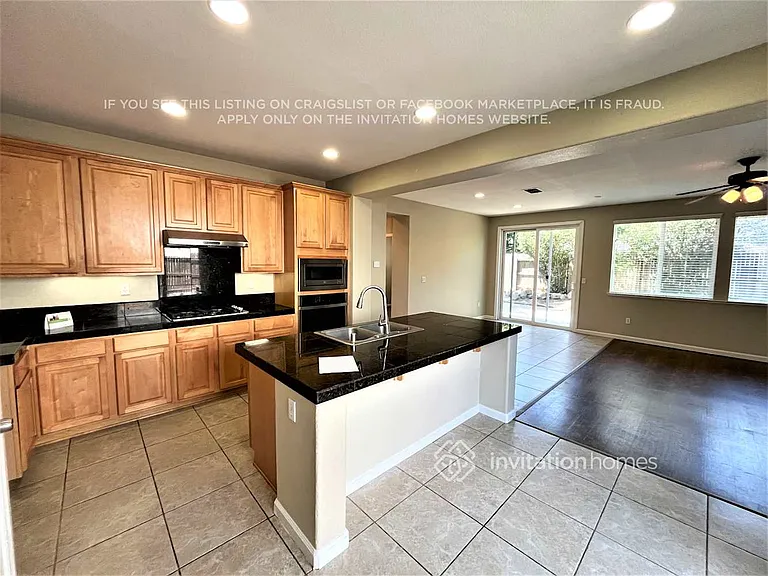 1230 Barnhill Ln — Photo 5