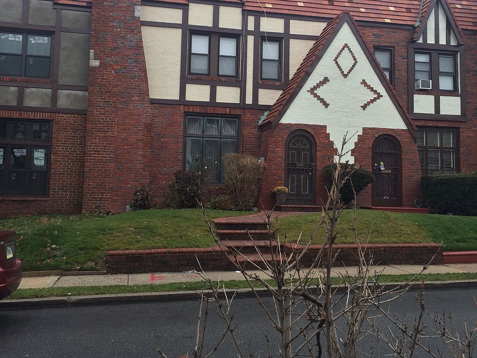 1st image of 21517 Murdock Ave #00