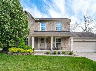 1557 Creekside Rd, Amelia, OH 45102