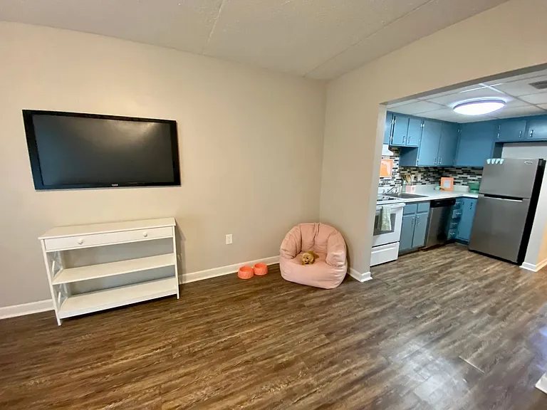 110 Broward St — Photo 25