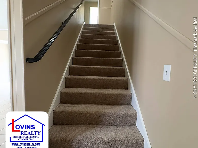 216 Arlington Dr — Photo 5