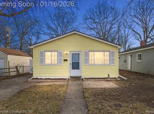 336 Kensington Ave, Ferndale, MI 48220