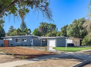 18724 Lull St, Reseda, CA 91335