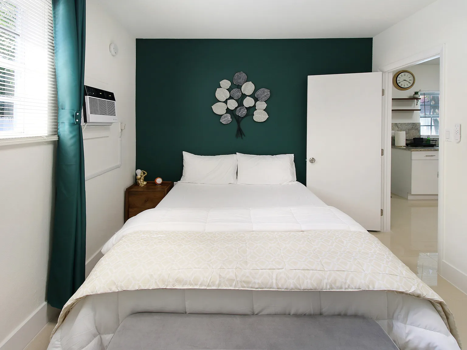 1 bed, 530 sqft, $2,350 — Photo 4