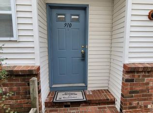 910 Reed Ct #910, Flemington, NJ 08822