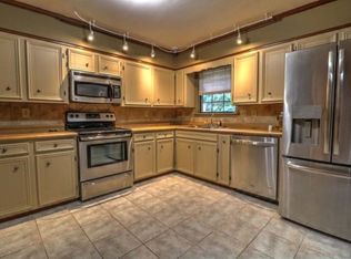 323 Scarbrough St, Richland, MS 39218