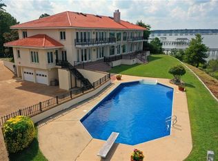 122 Riverside Dr, Suffolk, VA 23435