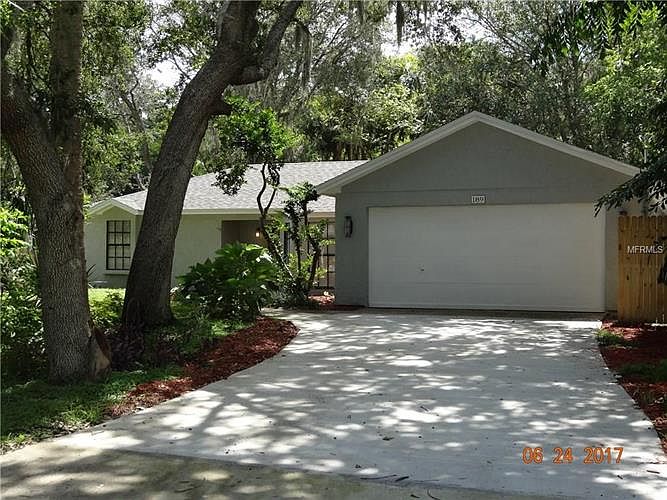 1st image of 189 Poinciana Ln