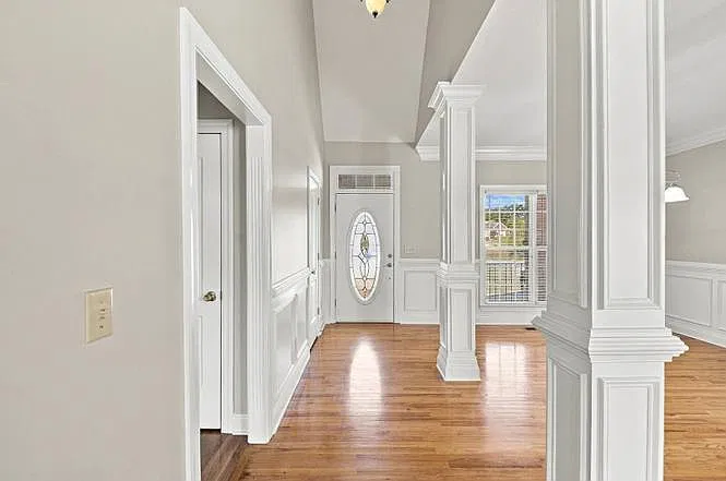 4 bed, 2.5 bath, 2150 sqft, $2,595 — Photo 4