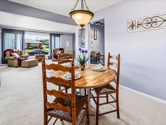 3rd image of 3308 Somia Dr