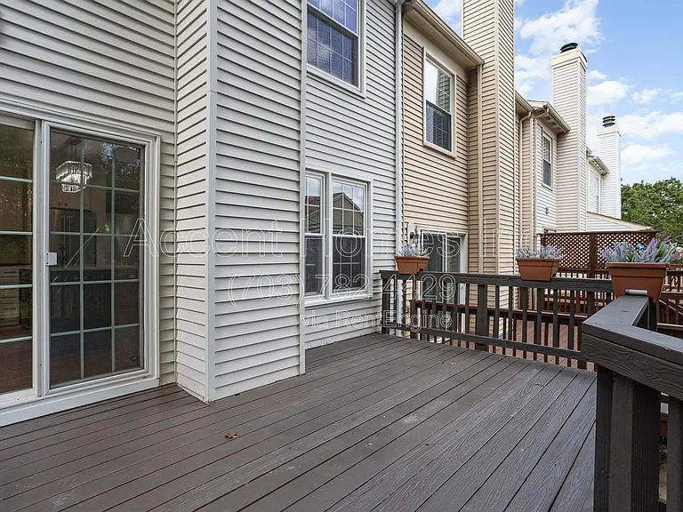 6107 Summer Park Ln — Photo 28
