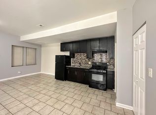 7647 S May St APT 1R, Chicago, IL 60620