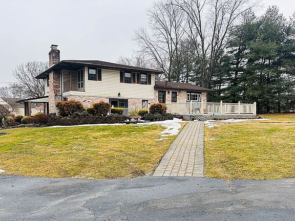 3rd image of 5030 Silver Spring Rd