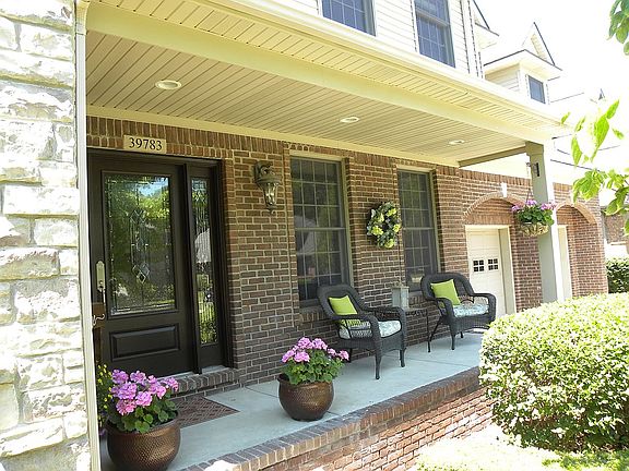 3rd image of 39783 Mazuchet Dr