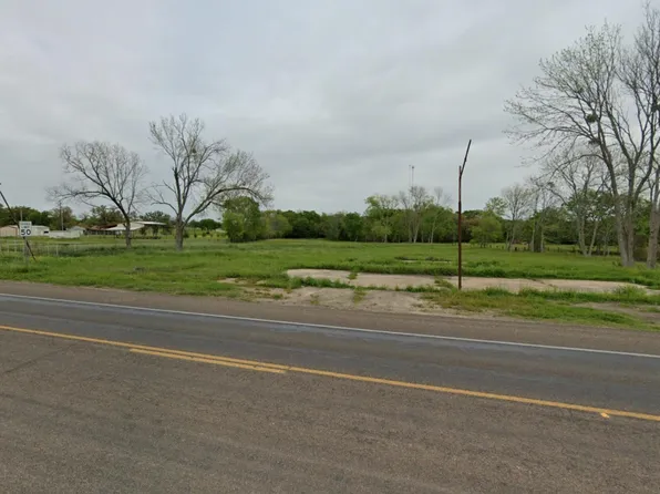 700 N May St, Madisonville, TX 77864