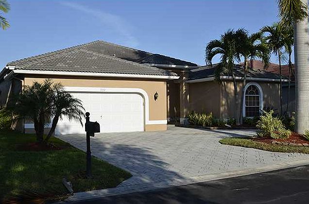 1st image of 5542 NW 57th Way