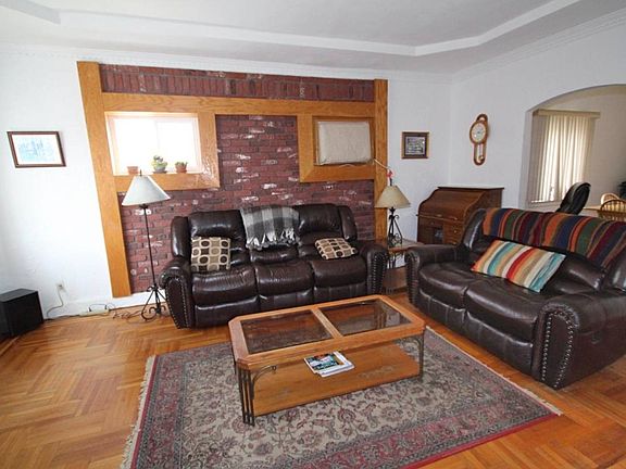 3rd image of 5224 Avenue I