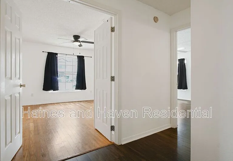 2492 Saint Augustine Blvd — Photo 18