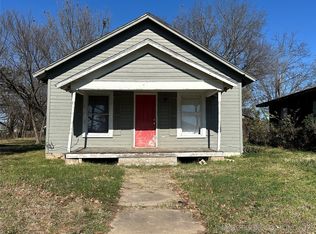 623 W 15th St, Okmulgee, OK 74447