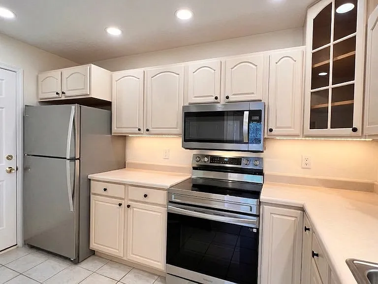 3590 S Oaklawn Cir — Photo 9