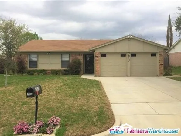 7517 Oak Ridge Dr, North Richland Hills, TX 76182