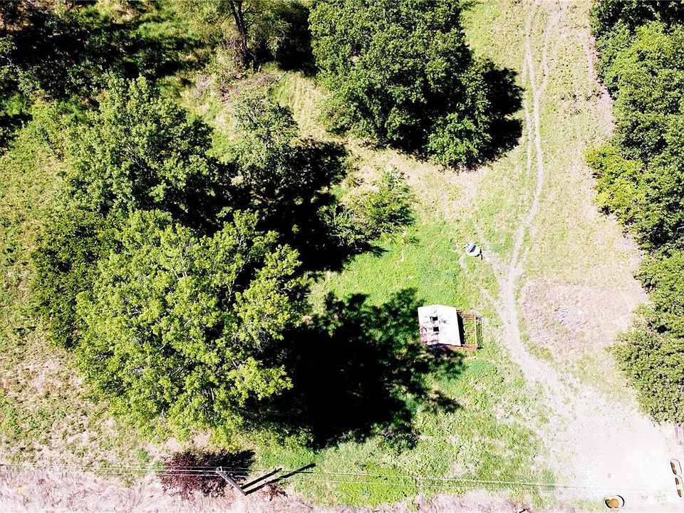 2nd image of 0 Oldenburg Rd
