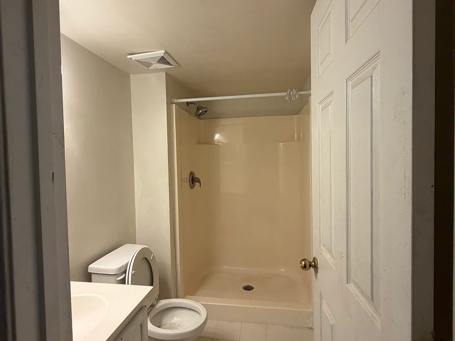 1 bed, 800 sqft, $1,500 — Photo 2