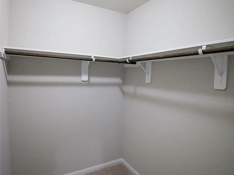 4455 Eveslage Ln — Photo 17