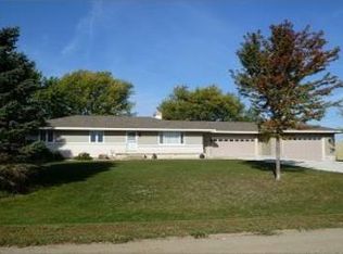 25313 J Ave, Adel, IA 50003