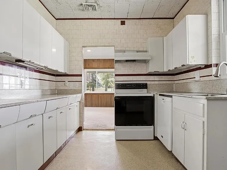 120 S Schuylkill Ave — Photo 3