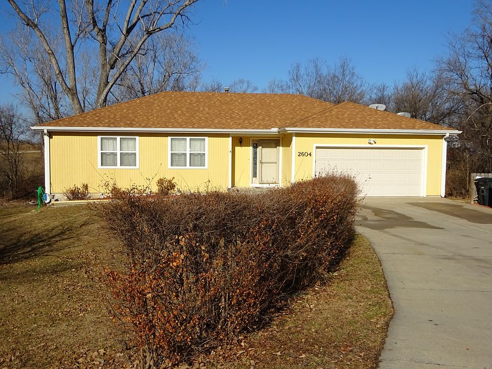 1st image of 2604 Elmwood Ct