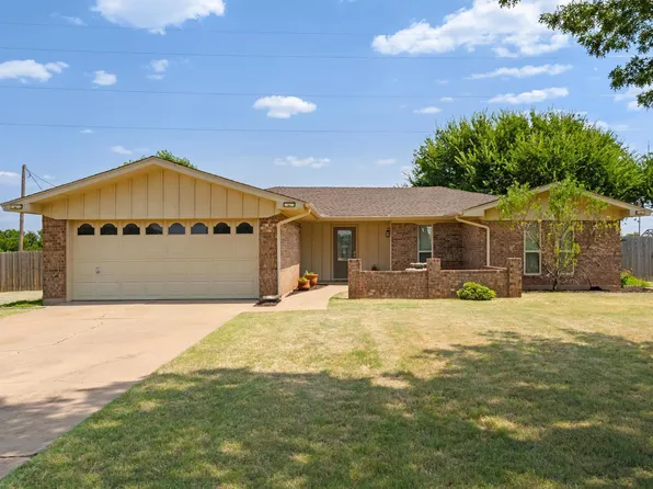 109 Royal Rd, Wichita Falls, TX 76308