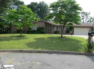 104 Whitney Ct, Mauldin, SC 29662