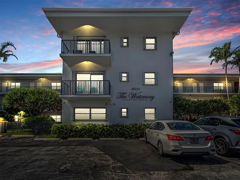 2600 S Ocean Dr #308 — Photo 31