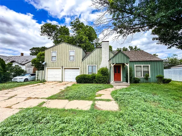 1113 E Wells St, Stamford, TX 79553
