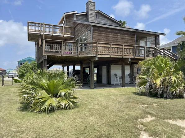 16647 John Silver Rd, Jamaica Beach, TX 77554