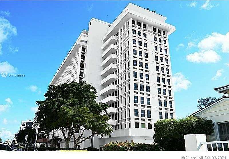 1st image of 700 Biltmore Way APT 215