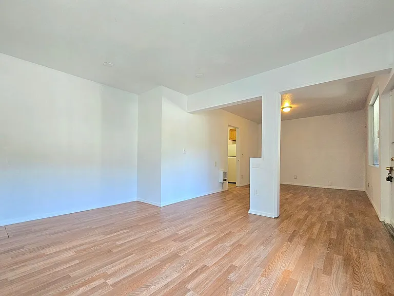 15602 Ash Way #1-4 — Photo 6